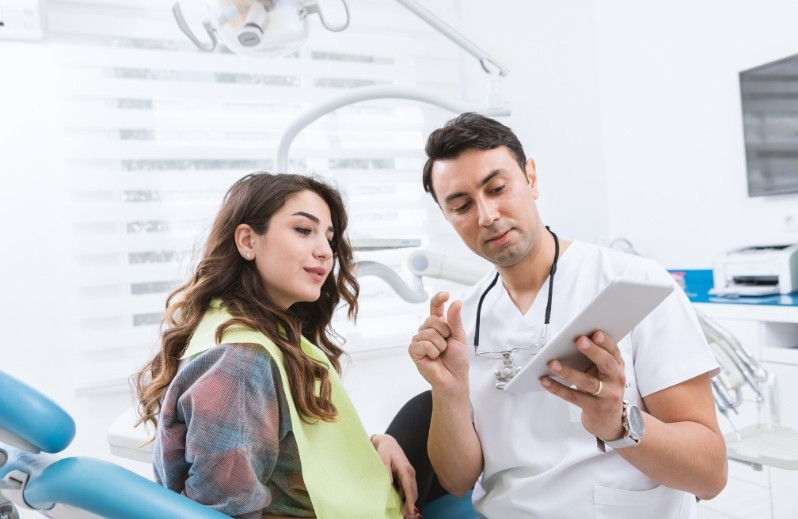 what to expect during your first cosmetic dentistry consultation